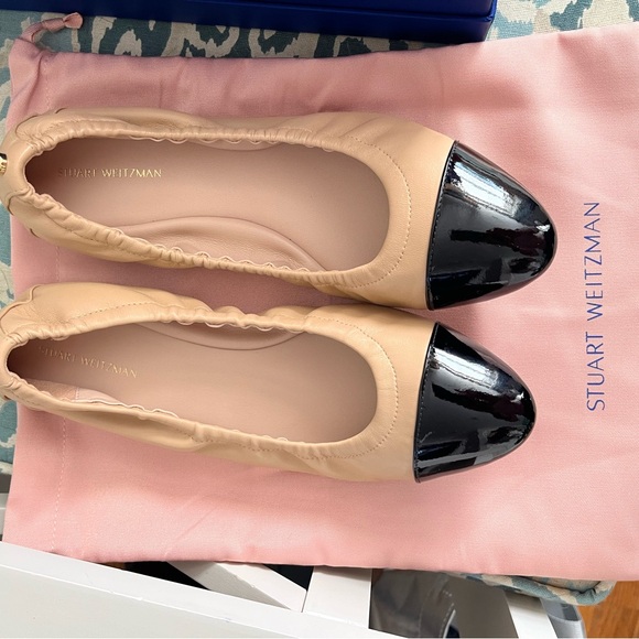 NWT Stuart Weitzman Gabby Ballet Flats Tan/Black 9B - Picture 1 of 4